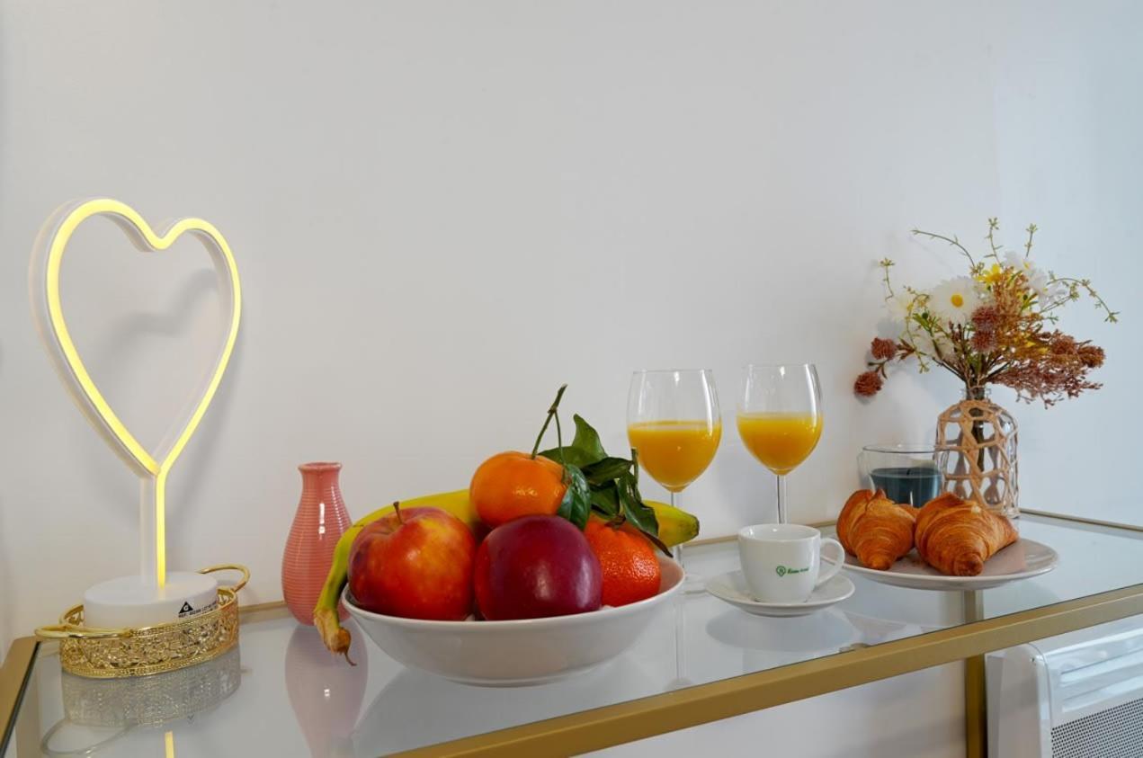 Apartmán Cosy Renovated Studio In Heart Of Marais, Best Area To Discover In Paříž Exteriér fotografie